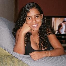 Fê, são tantos momentos juntas, sorrindo ou chorando, brigas, mais sempre estamos uma do lado da outra, nem preciso falar que Te amo né? Te amo @thaiis_pqp aq