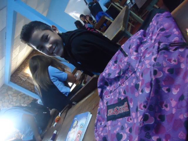 Toy soltero*---*. amo mis padres e_e. hermanos mi vida es el fútbol♥__♥