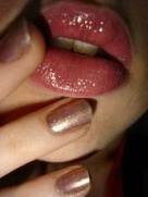 015mlaiA8a's profile picture. من تحسب نفسك عشان اجي اترجاك ؟ تبيني يا هلا و مرحبا ! و اذا ما تبيني ههه ، انقلع ماني بميت عليك ..? هـيبهـةة ملگهةة ??آلخآص ممنوع??