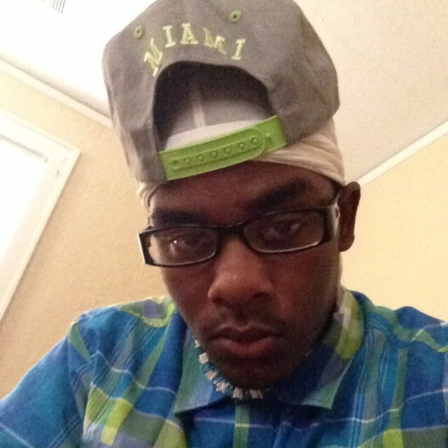 Just a young nigga in dis big world. Hmu.!
