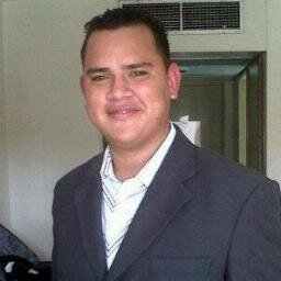 Empresario independiente enseñando a otros a conseguir su futuro soy amable sincero, expontaneo, creativo y jodedor