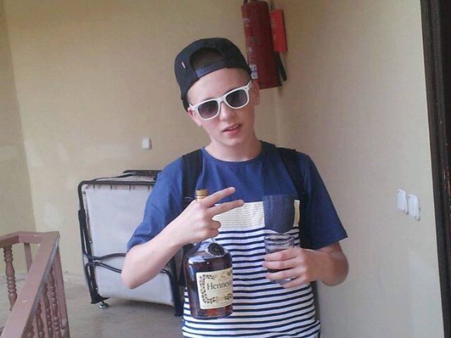 I'm god, I'm a boss, follow me&I'll follow you back.