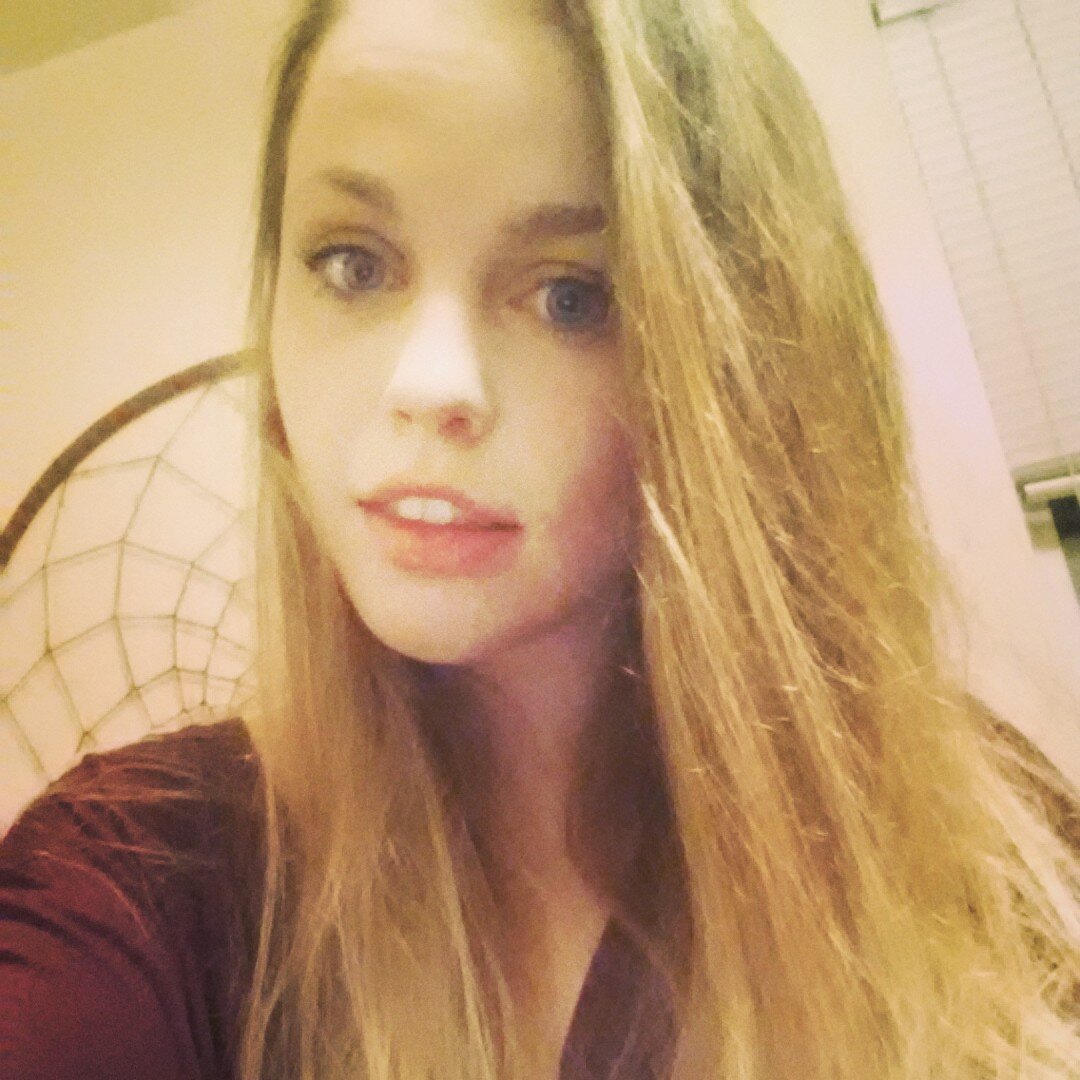 Em_IZZLE's profile picture. #longhairdontcare follow me on instagram: emmkellzzz