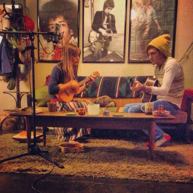 We do what we can to have fun and make people happy with our own brand of Couch Cushion Folk Rendentions and Originals.