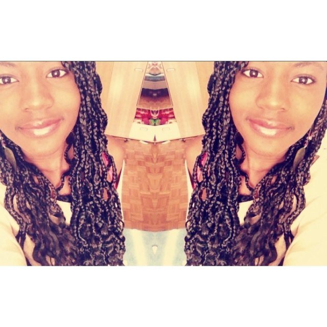 NE ME FOLLOW PLUS SUR CE COMPTE SVPPPP FOLLOW MOI ICI MES FOLLOWERS @4EverMahomiiieS 
JE VOUS FOLLOW BACK PROMIS!