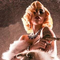Interested in all things green, shiny and fabulous!