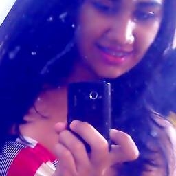 19 anos, Noiva, Aquariana, Geniosa, Exigente, Implicante