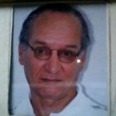 Me gusta la música, leer, los juegos, la informática, las matemáticas(Álgebra); y por sobre todo amó a Dios por medio de Jesucristo, mi Salvador.