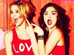 eu amo pll e a demi lovato