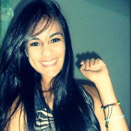 ♥ Posso ter defeitos, viver ansiosa e ficar irritada algumas vezes, mas não esqueço de que minha vida é a maior empresa do mundo...