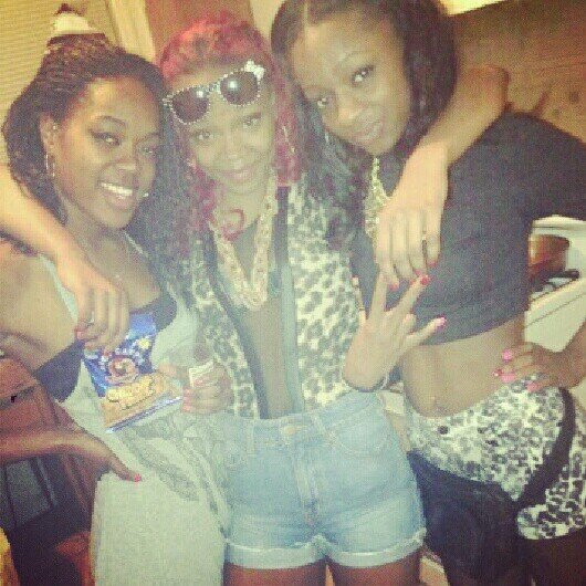 Sunnyside  . IG:Jade_Da_Boss New Twitter !!