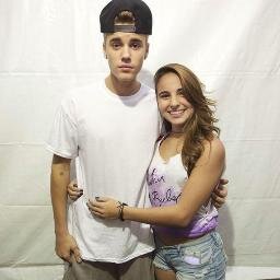 conheci o justin no dia 03.11.13 no m&g da BT