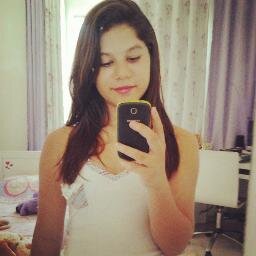 13.  semideusa, tributo, directioner.