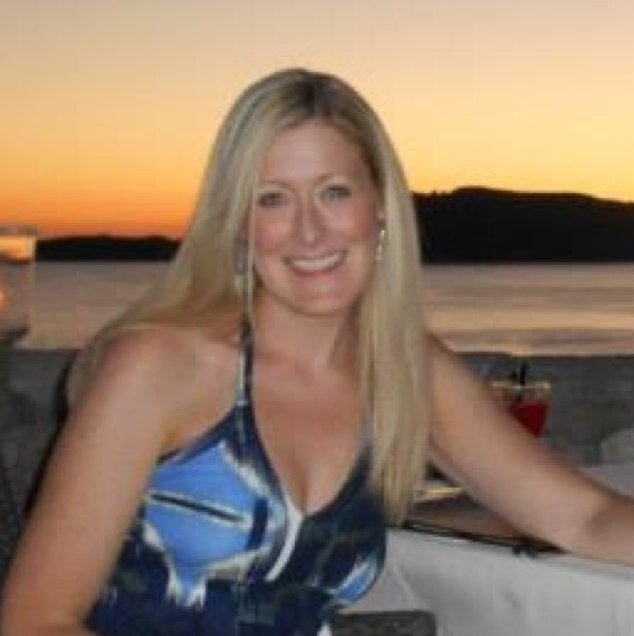 @BabsonWIN Global Director, formerly @We_BOS Dir for @CityofBoston, #smallbiz & #startup enthusiast, lover of all things green & local.