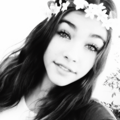 Hey! Bienvenidos Al Fan club De Madison Beer En Ecuador❤