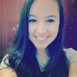Oi , beijos , tchau ! Sigo de volta (: