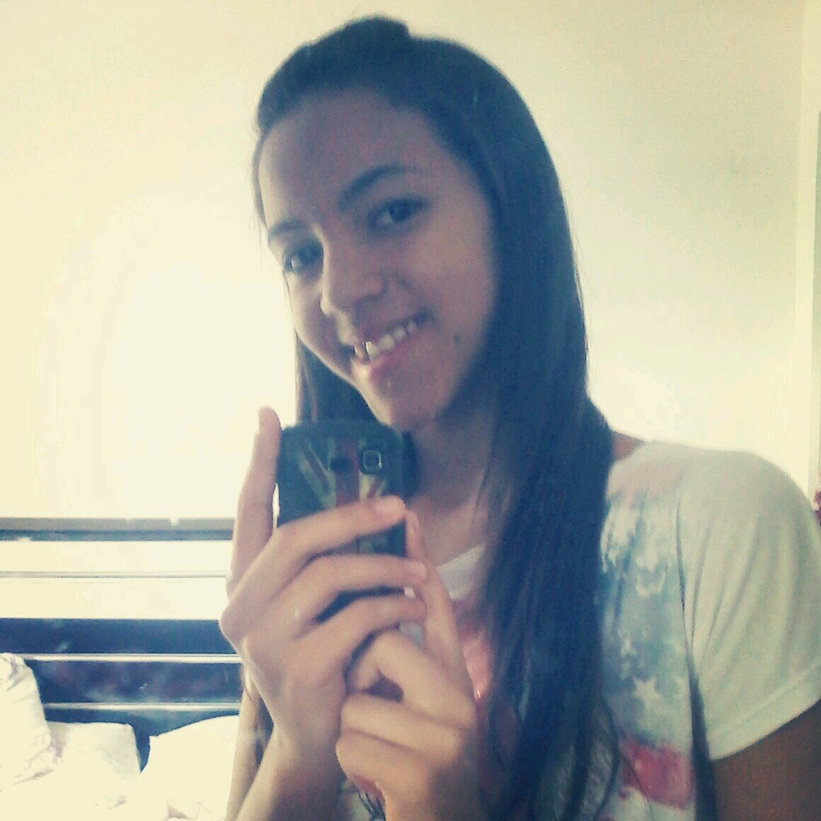 Pergunta: http://t.co/AvqhxJQLkD                                       Facebook:https://t.co/pDQABjt8yI  Skype:Letícia Ganush
