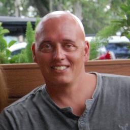 steverod10's profile picture. Play ball...futbal