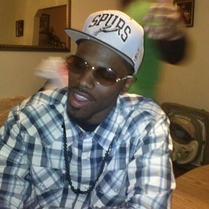 HATE LIAR & DONT TRUST' NO ONE NOW THTS WAT GET ME THUR MY DAYS