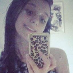 Caminhar pra frente sem se preocupar com tropeços. Pois a vida é pra viver e sempre existe a chance de um recomeço