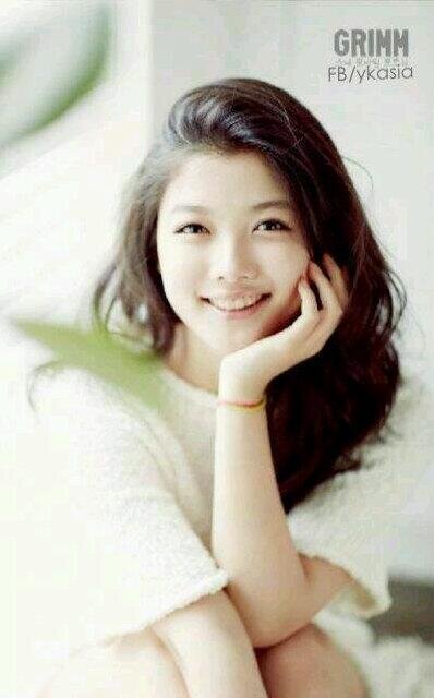 Actress Kim Yoojung | 99L | cutie girl who got all she want with her cuteness | lime's daughty