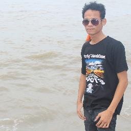 Pemuda yang baik.....
Penuh perhatian....
Serta Penyayang.....