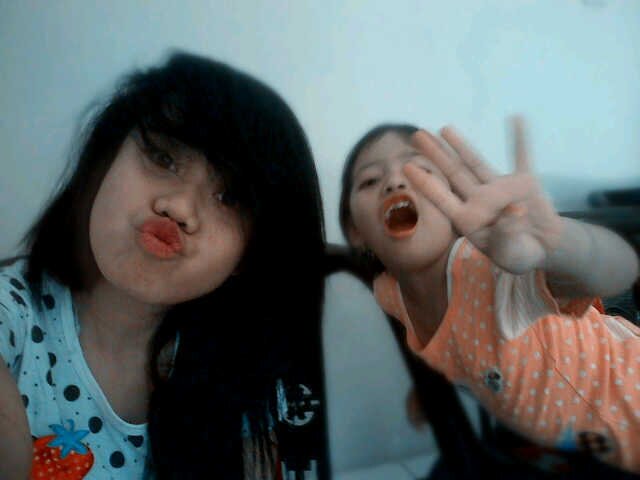 myname Lie yulyana , I born in Karawang on 15 october 99, i live in cikampek mypin .274AF0C4 , only *sayang mamah ajah ♡ (˘⌣˘)ε˘`♥)