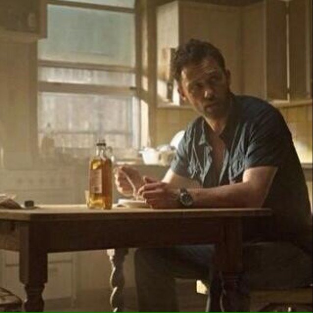 My name is Michael Westen. I used to be a spy. Now I make my living doing small jobs, and staying hidden. Engaged to my nosy reporter, @Lois_J_Lane {RP/18+/AU}