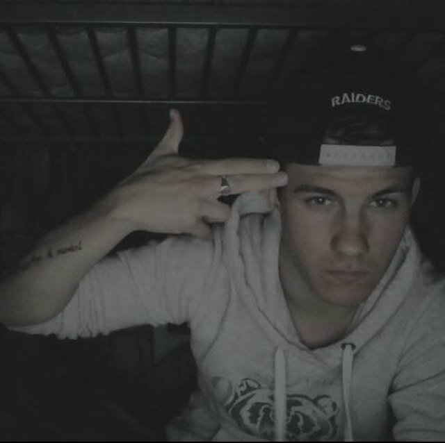 ReedRiZz's profile picture. Nouveau compte : https://t.co/JjyIxNTaPU