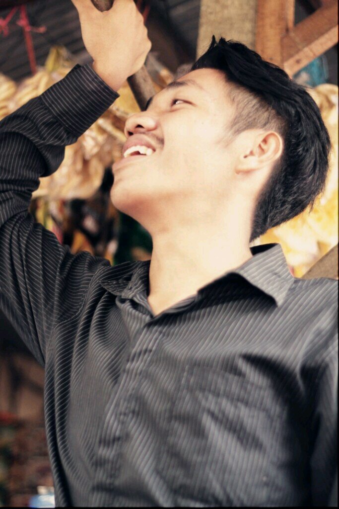 OzOcol's profile picture. Look my ass