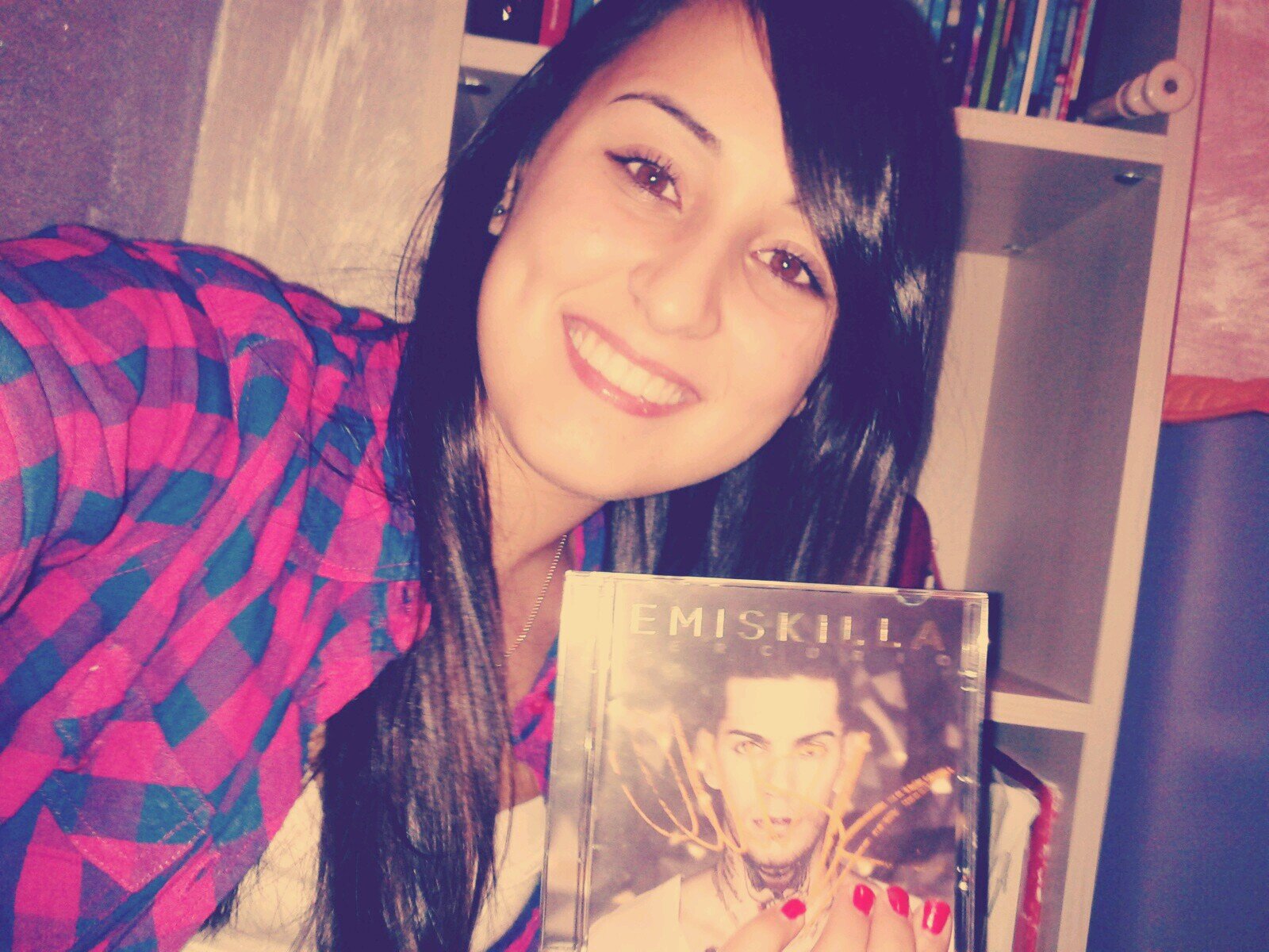 facebook: mara miriello  instagram: mara__killa EMIS KILLA È VITA¡!