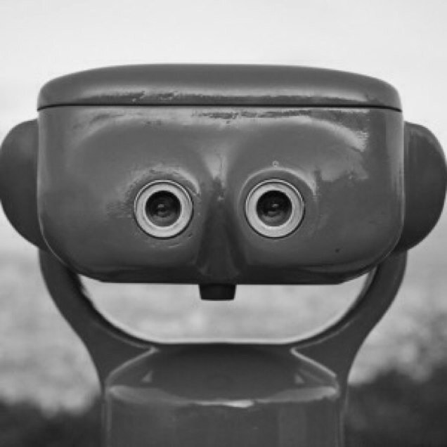 I see faces everywhere. Do you? #dysf Faces in everyday places