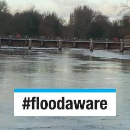I am an important weir on the River Thames, I tweet on weir and Thames matters. I am also interested in the local area (Windsor & Eton). Not official @EnvAgency