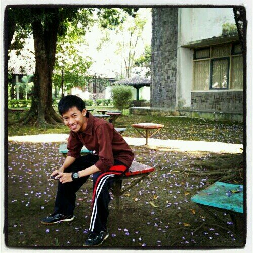 MK_Mufid's profile picture. Bogor Agricultural University. Forest Management 48.