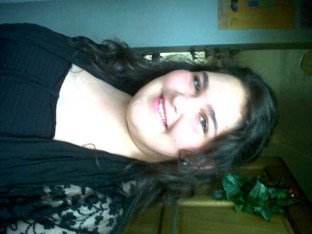 In Nico Malan, n hokkie-bokkie+ goalie!!!Love books, music and I am a serious Walking Dead-FANATIC☺