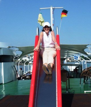 meg_momof2's profile picture. 