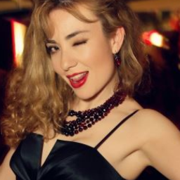 SoAdorbz's profile picture. Socialite