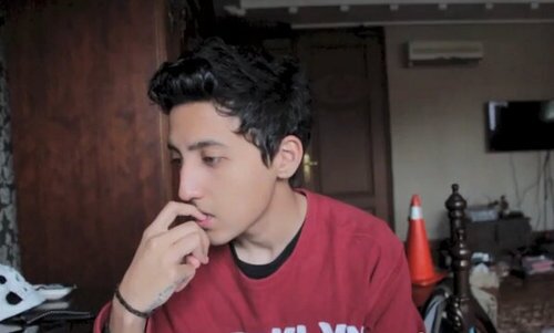 We are ASHABAT, BIG fans of @Aronashab Always support ARON ASHAB until the end of the time. Enjoy with #MinQ | Followed by @AronAshab #SKAHA !