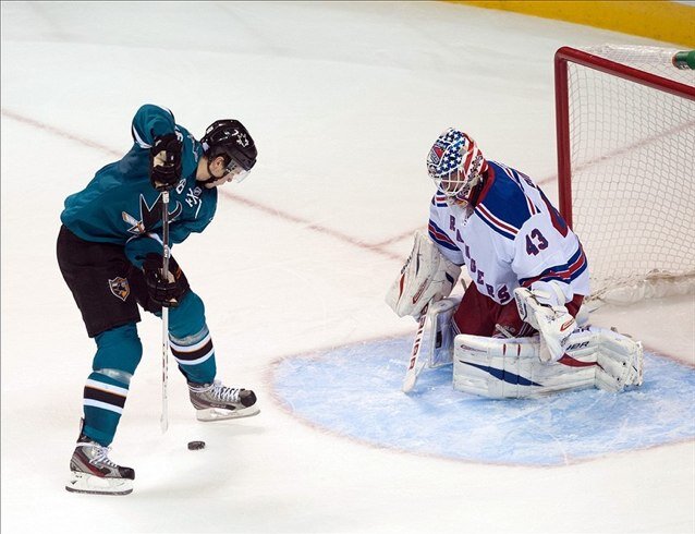 Giving away puck bonuses if you win our contests. Hockey trivia questions, guess that player, and much more!