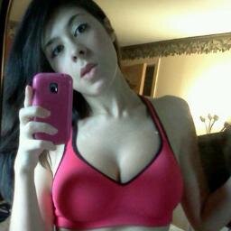 Emma jeune femme coquine, exhibe et libertine.
https://t.co/jwhgW0yfr0
