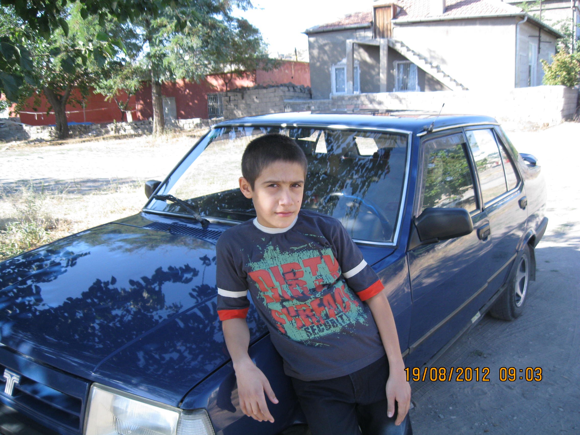 arabesk rap ve bmw tutkunu