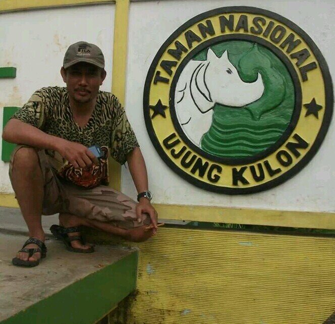 Orang biasa yg berusaha bermanfaat