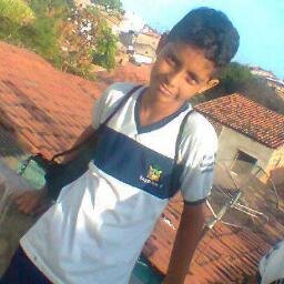 #Talvez as melhores amizades sejam aquelas em que haja muita discussão, muita disputa e mesmo assim muito afeto.#
