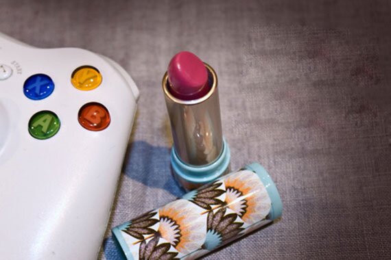 Joueuse PC, Xbox, Ps3. Je ne suis pas du genre a jouer a Alexandra Lederman.