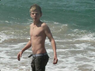 I'm a rugby player and I'm 16 years old and follow back:)