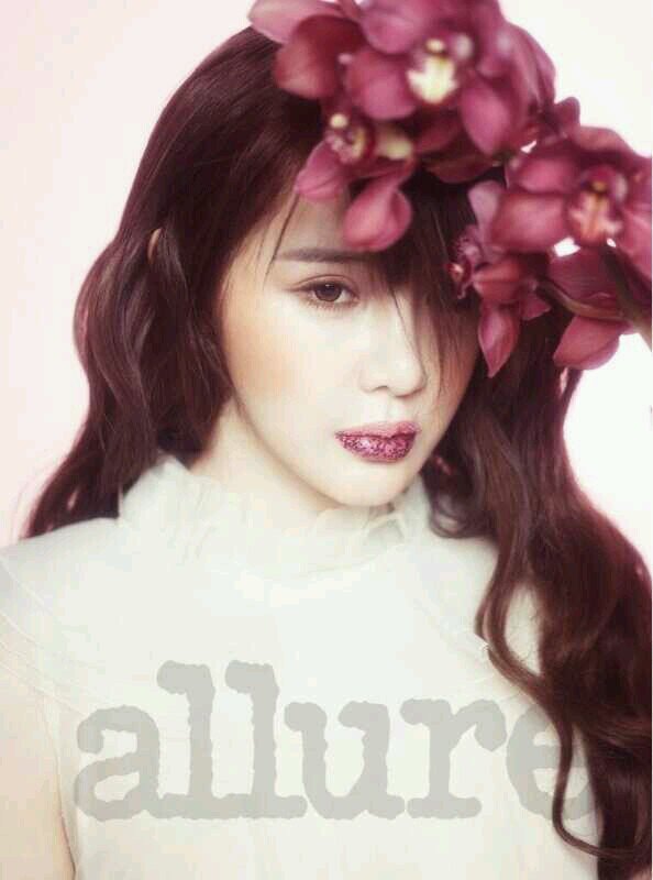 Crazy worldwide red head （*´▽｀*）Asia Lover. Kdrama fan ;) YG fam FTW!!! Speaks French,English & Arabic..You're all welcomeＯ(≧∇≦)Ｏ