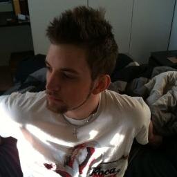 ViktorRonnberg's profile picture. liten sol är inte blåå