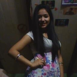 Darte mil besos, desafiando el deceo, devorarte de nuevo, hasta saciarme de ti*-* ♥