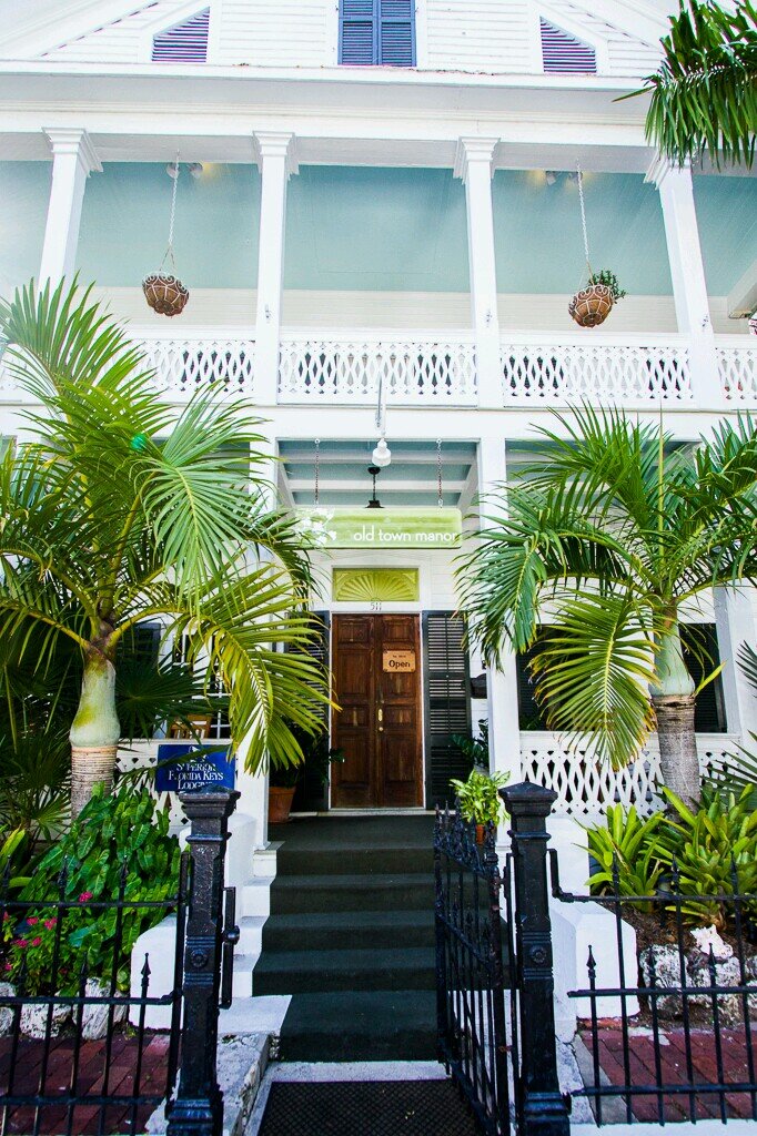 A hip bed & breakfast in the heart of Old Town Key West, walking distance to everything worth doing.  We are not your granny's B&B!