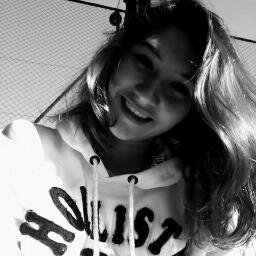 Fernanda Ferreira (;